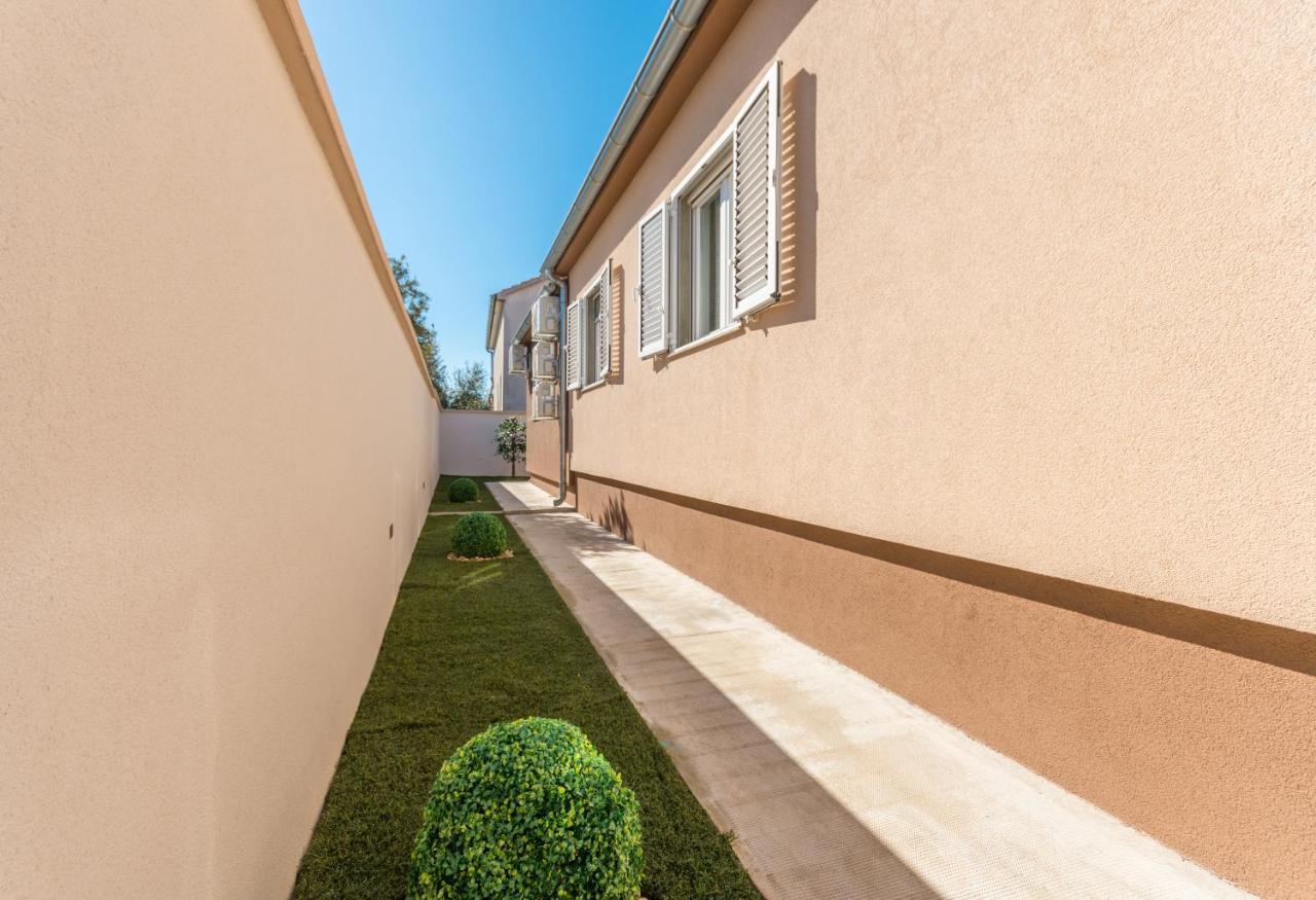 Villa Lucija Biograd na Moru Kültér fotó